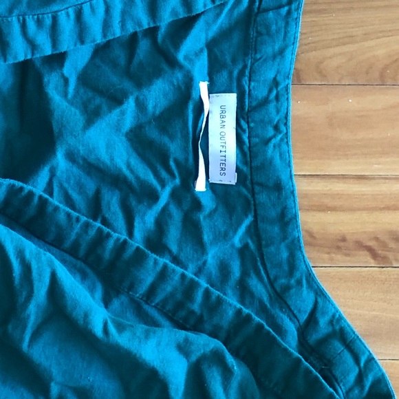 Cropped Green Urban outfitters top - Picture 1 of 3